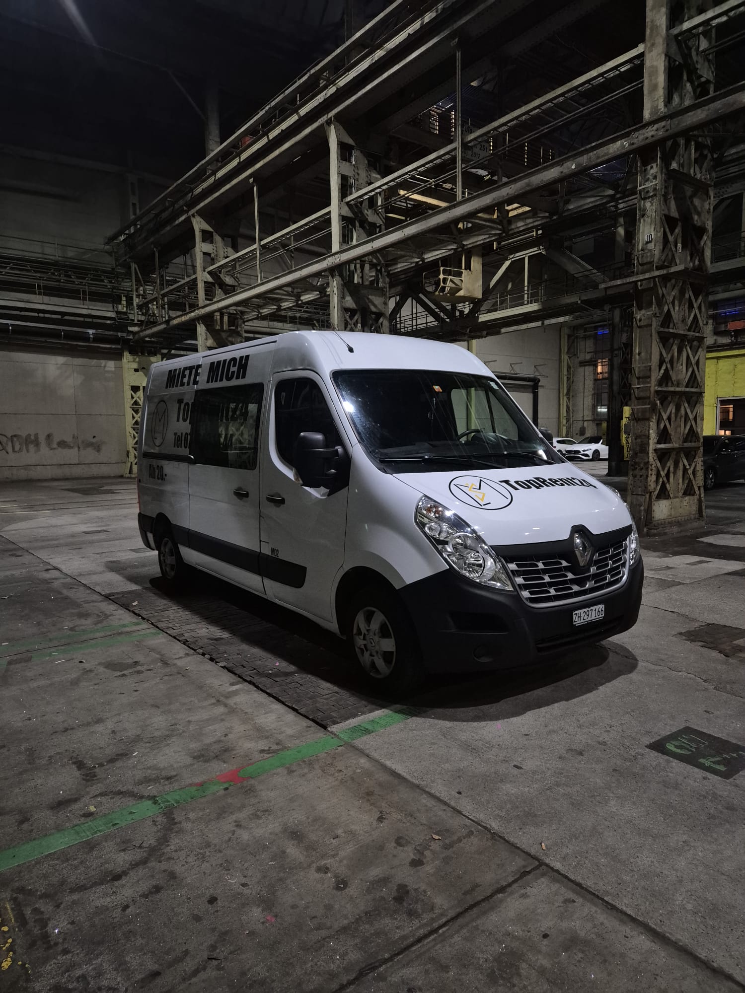 Renault Master Details