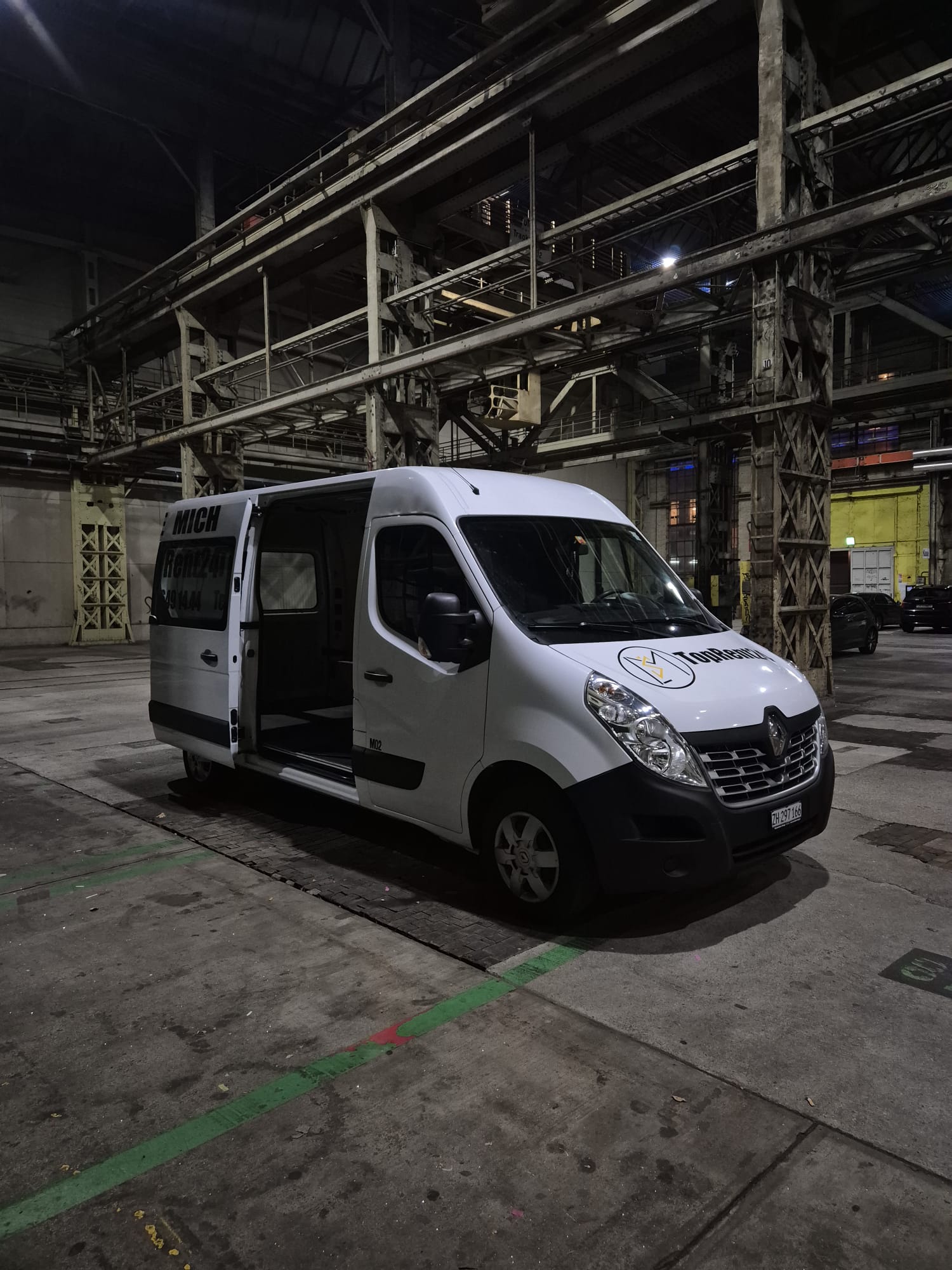Renault Master Cockpit